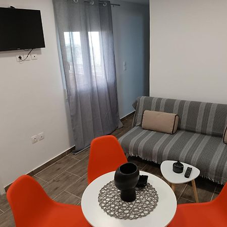 Willa Oli'S Sea House Salamina Zewnętrze zdjęcie